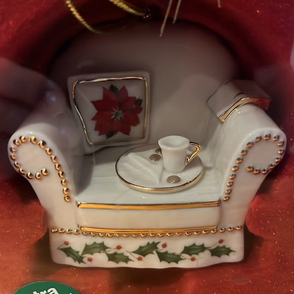 Lenox Holiday Home Chair - Picture 2 of 3